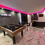 La Casa De Jacuzzi Holiday home *