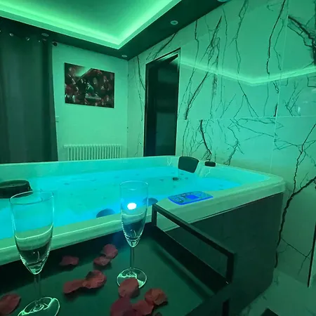 La Casa De Jacuzzi Melun