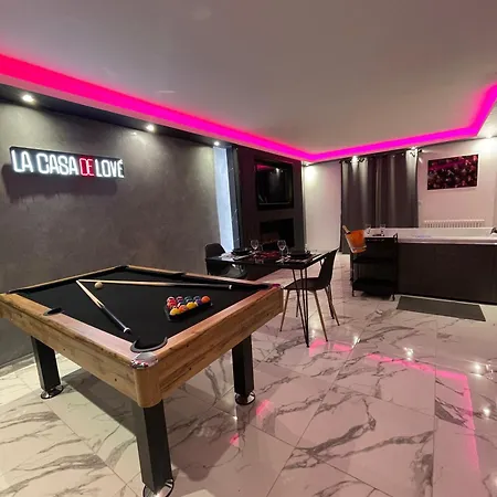 La Casa De Jacuzzi *