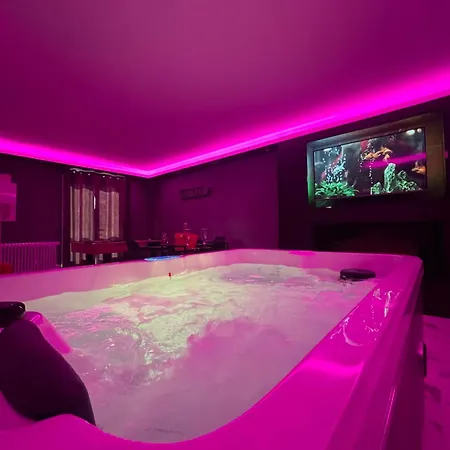 La Casa De Lové Jacuzzi *