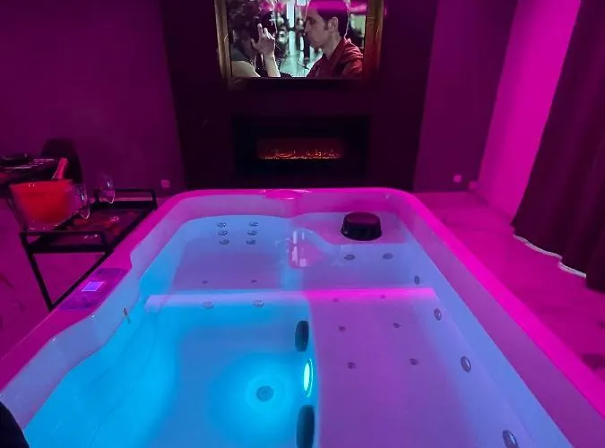 펜션 La Casa De Jacuzzi *