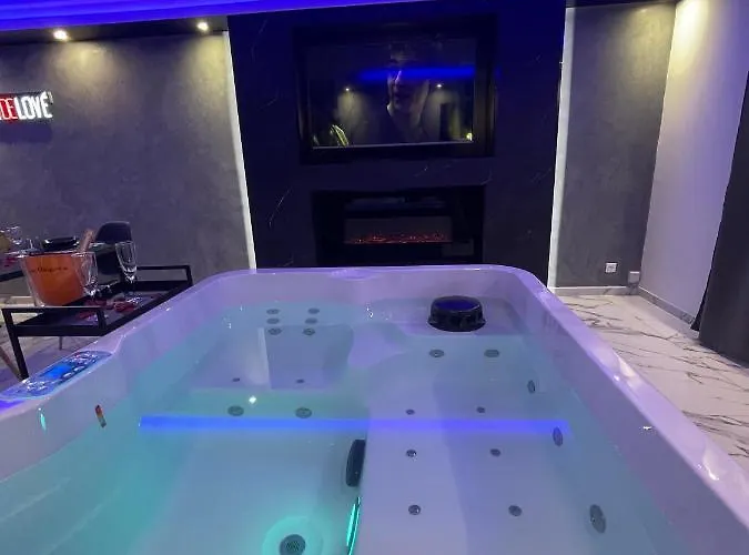 La Casa De Jacuzzi 펜션