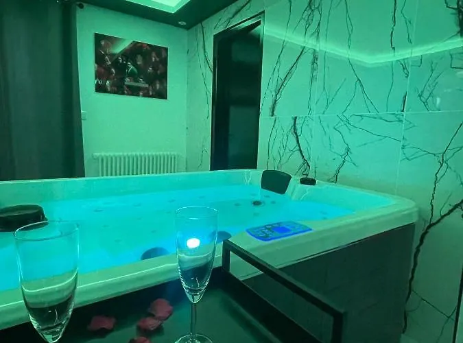 La Casa De Jacuzzi * 믈룅