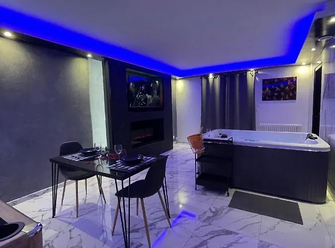 La Casa De Jacuzzi 펜션 *